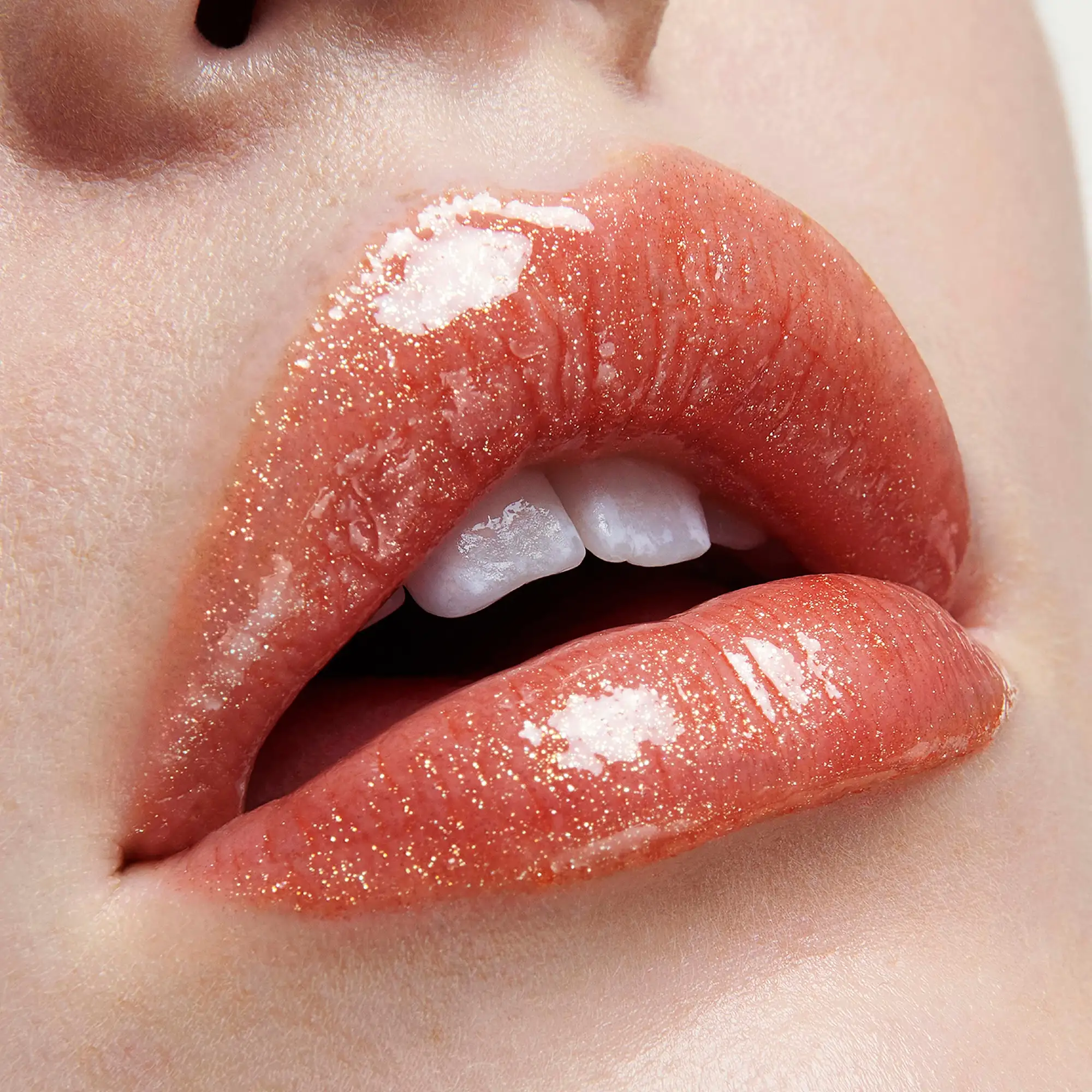 ISAMAYA Liplacq Gloss 2.0 2.5ml (Various Shades) 10 ISAMAYA Liplacq Gloss 2.0 2.5ml (Various Shades)