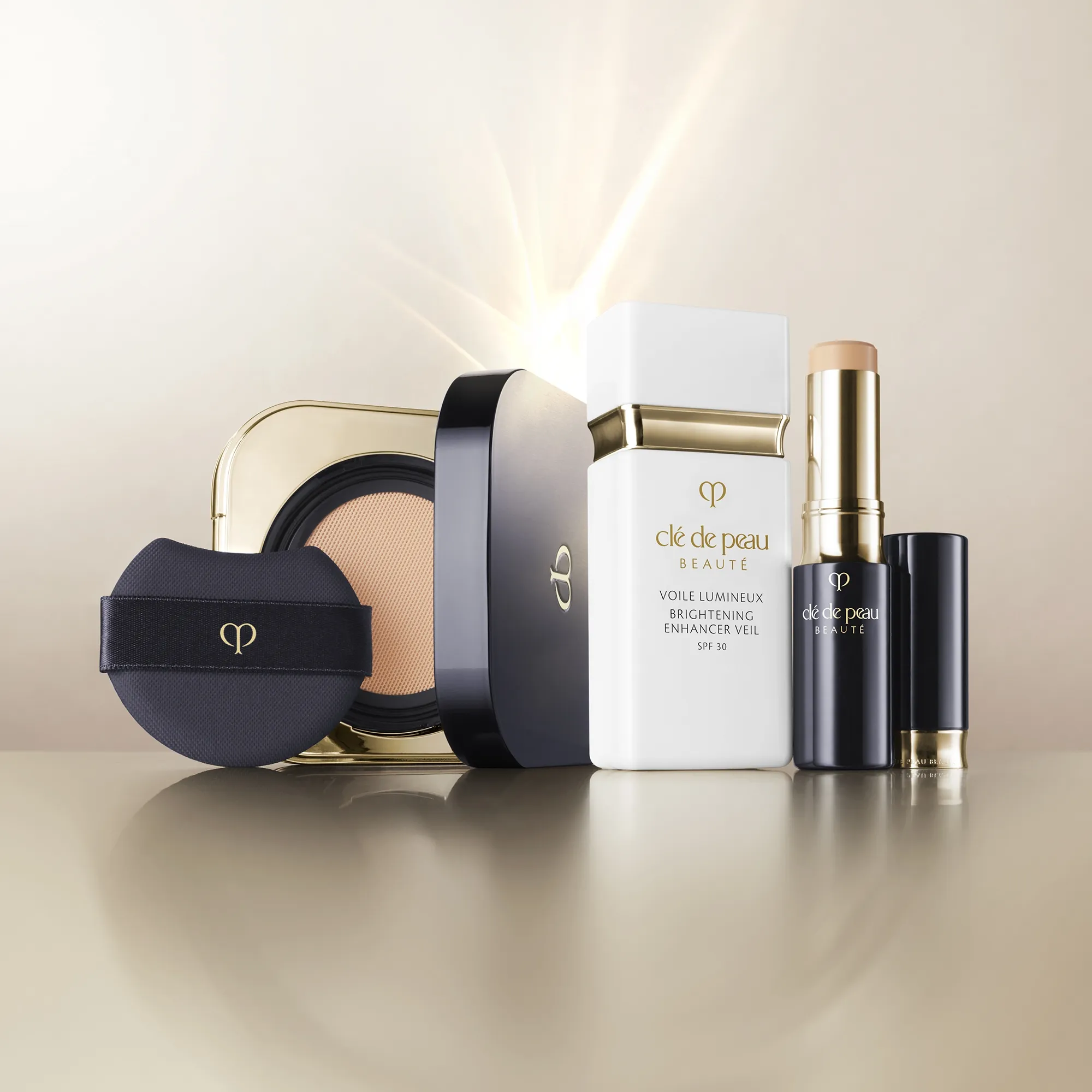 Cl¨¦ De Peau Beaut¨¦ Radiant Cushion Foundation Natural 28ml (Various Shades) 10 Cl¨¦ De Peau Beaut¨¦ Radiant Cushion Foundation Natural 28ml (Various Shades)