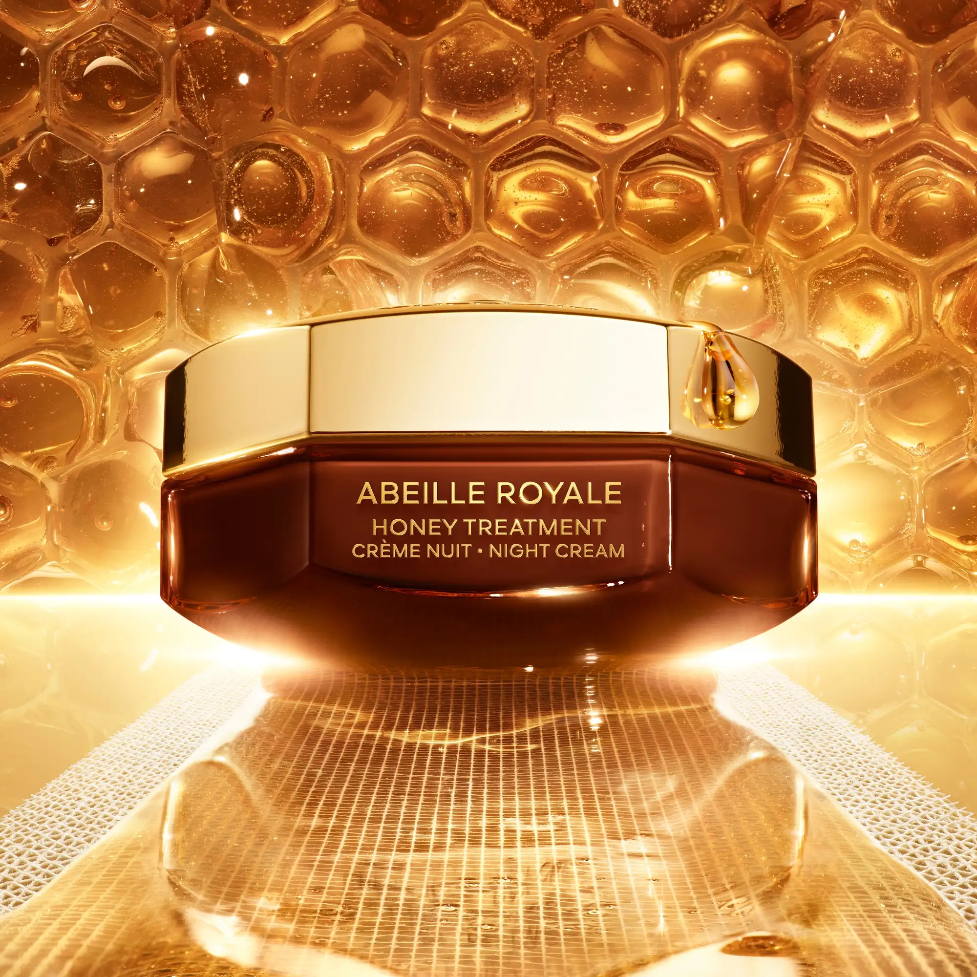 GUERLAIN Abeille Royale Honey Treatment Night Cream 50ml 14 GUERLAIN Abeille Royale Honey Treatment Night Cream 50ml